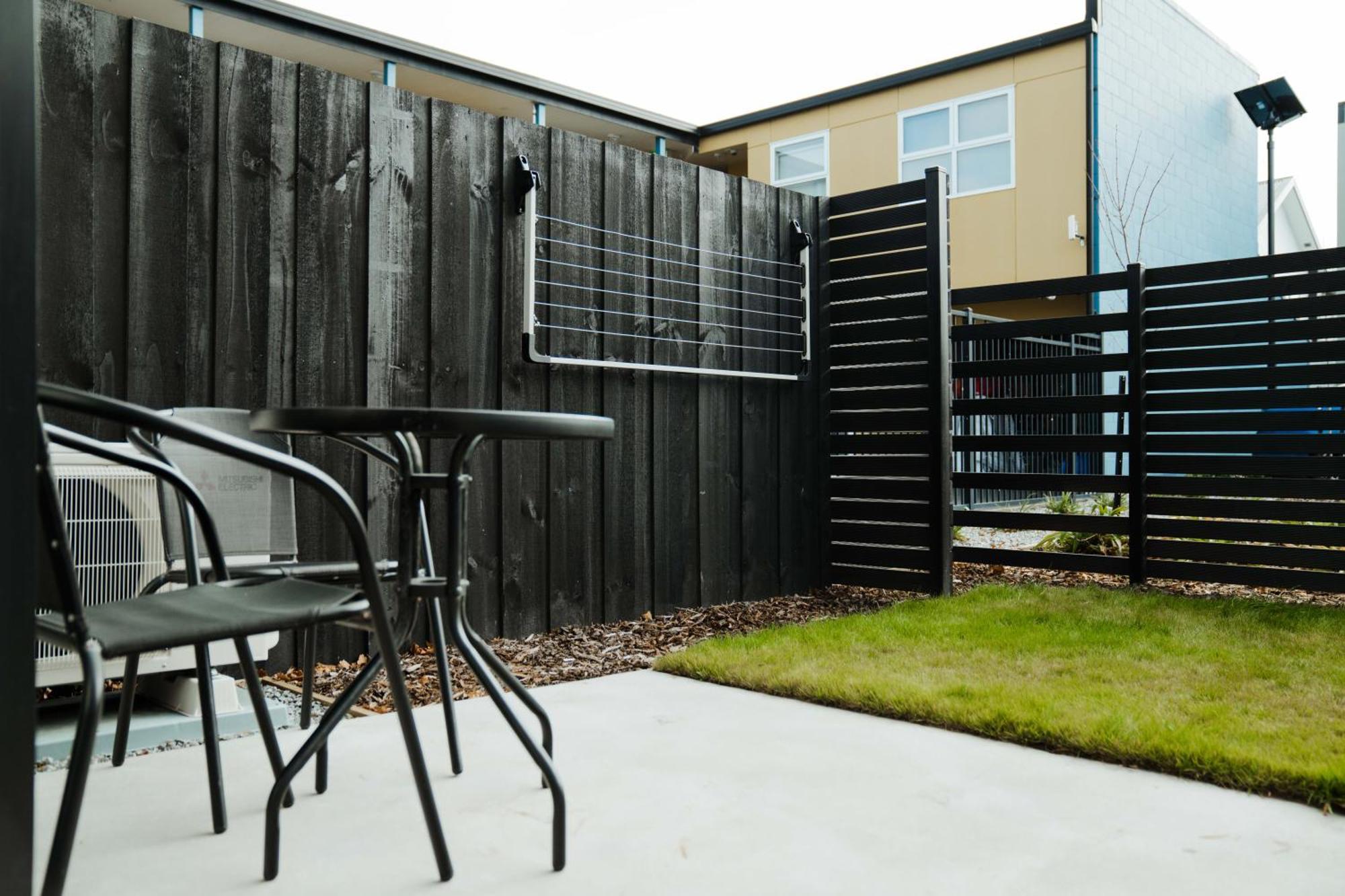 New Townhouse, Heart Of City Centre, 2 Bed 2 Bath, Car Park Christchurch Eksteriør bilde